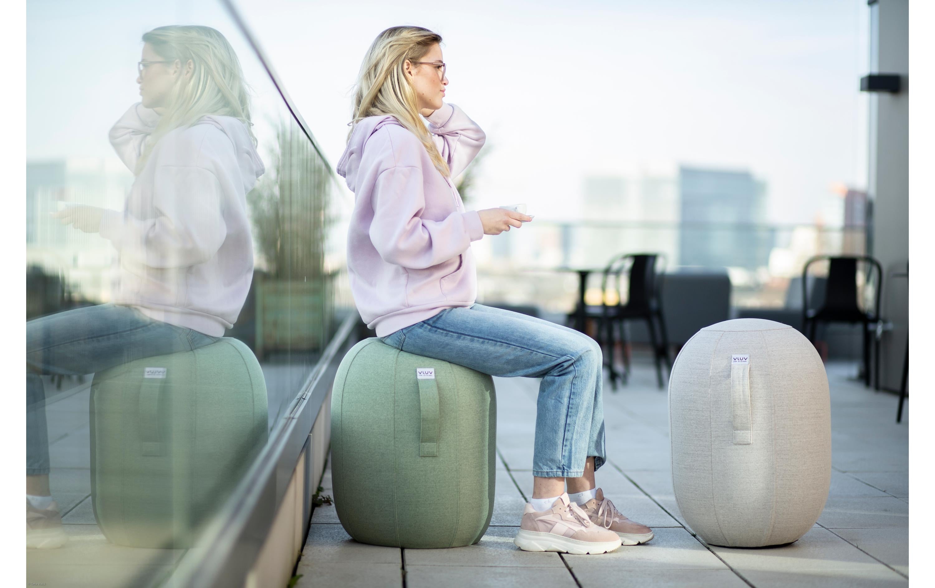 Découvrez nos capsules et ballon d'assise pour une assise confortable, ergonomique et dynamique.