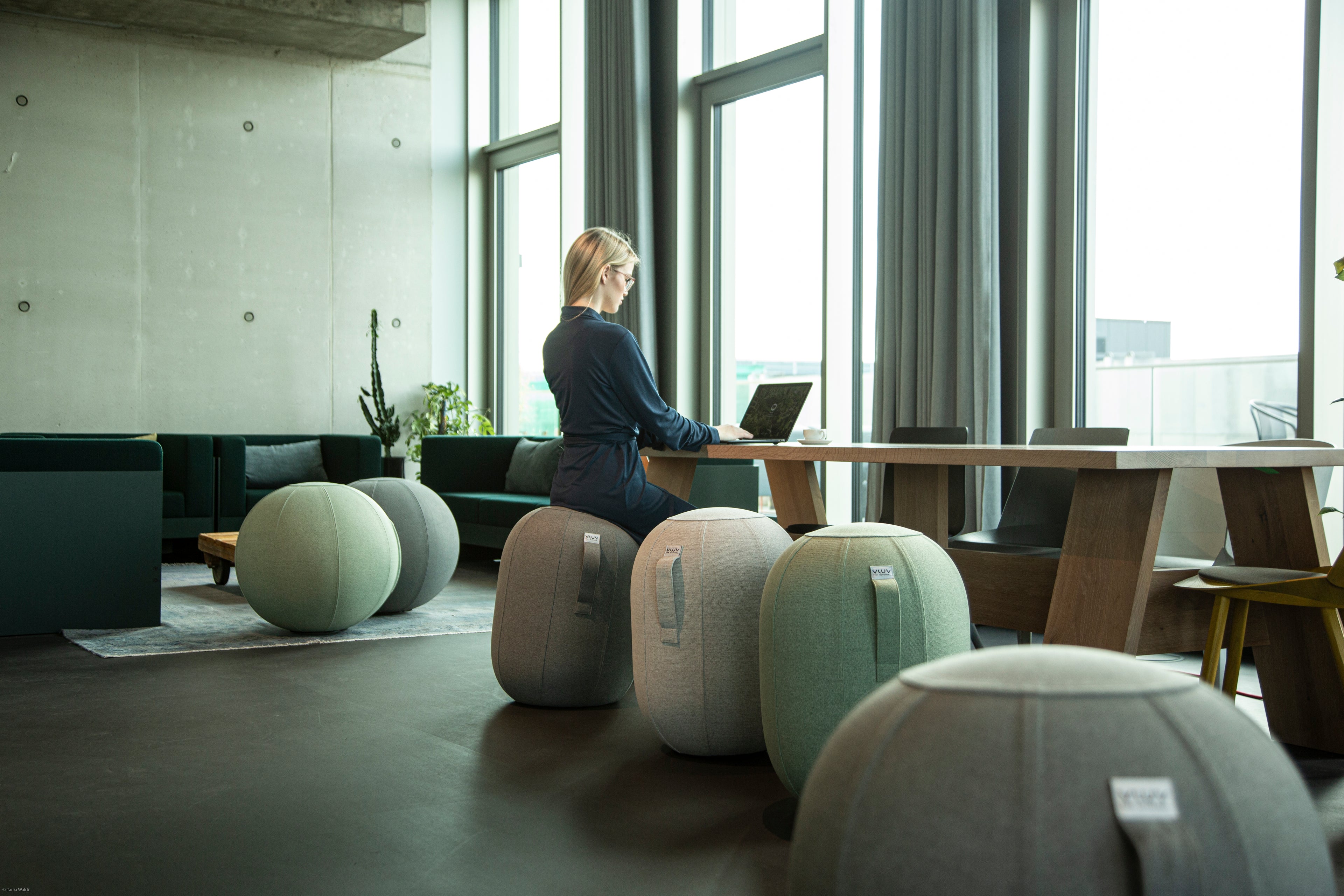 Nos ballons d'assise, une solution ergonomique pour vos bureaux.